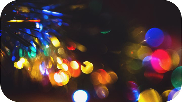 Lights, Wreaths & Lifelike Trees