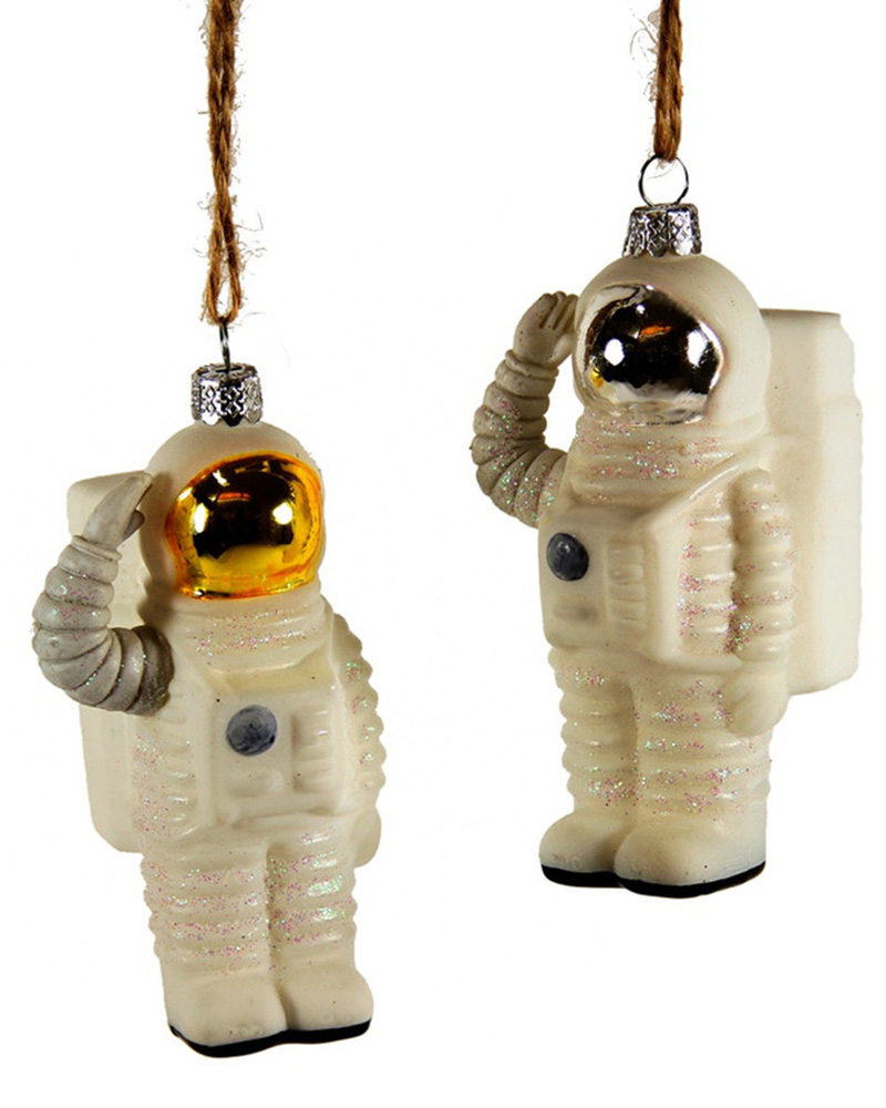 Astronaut Ornament 4"