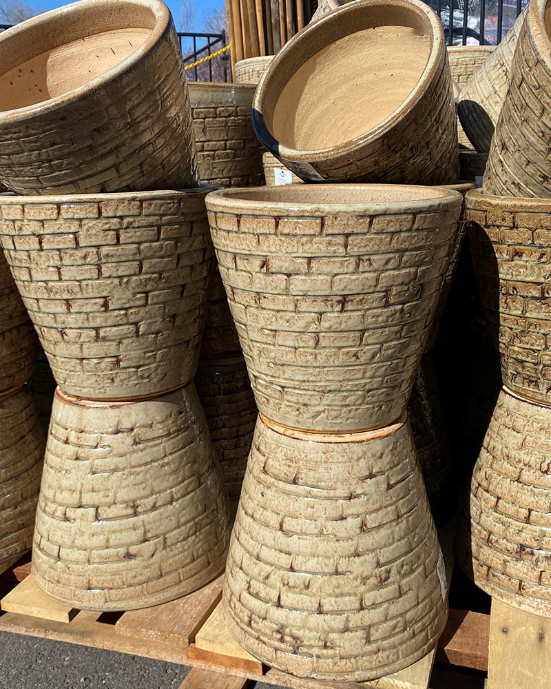 Pot Wilfred Bricko Antique Cream 10.5"