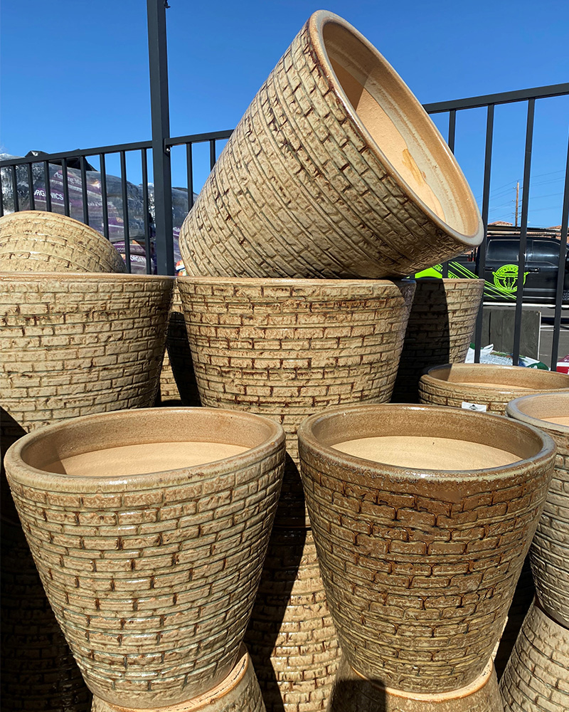 Pot Wilfred Bricko Cream 13.5"