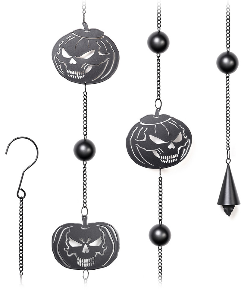 Hanging Pumpkin Skulls