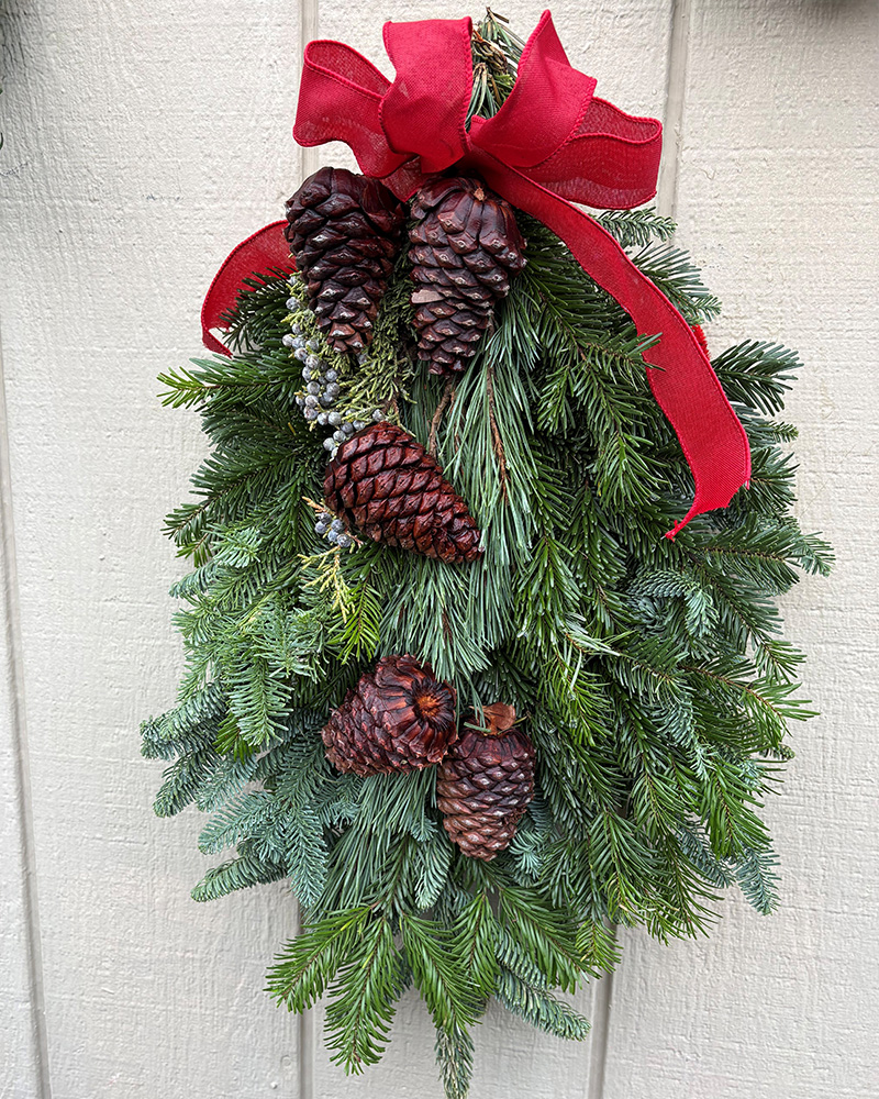 Door Charm Mixed Green Pine 12x18x5"
