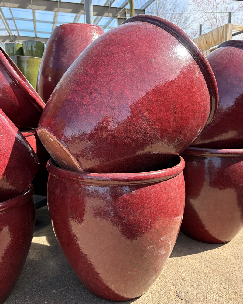 Lipped Water Jar Ox Red 20"