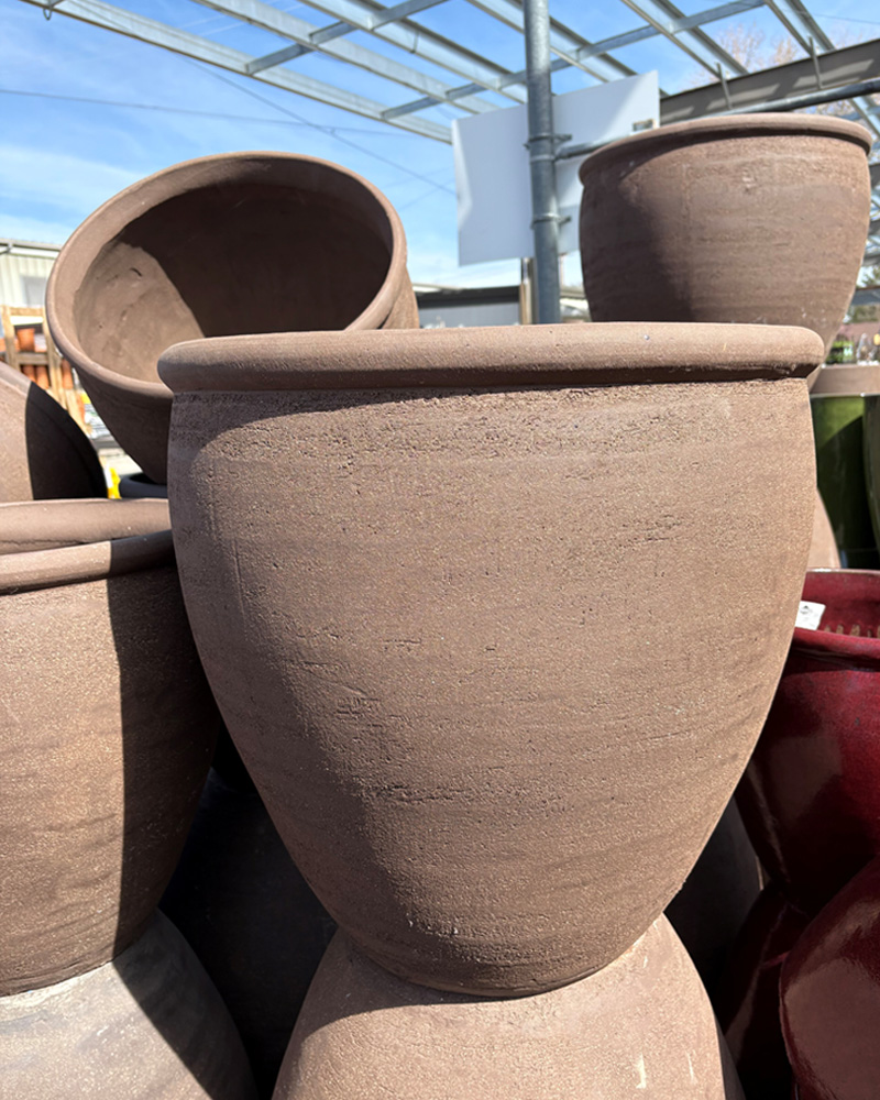 Lipped Water Jar Dark Clay 22"