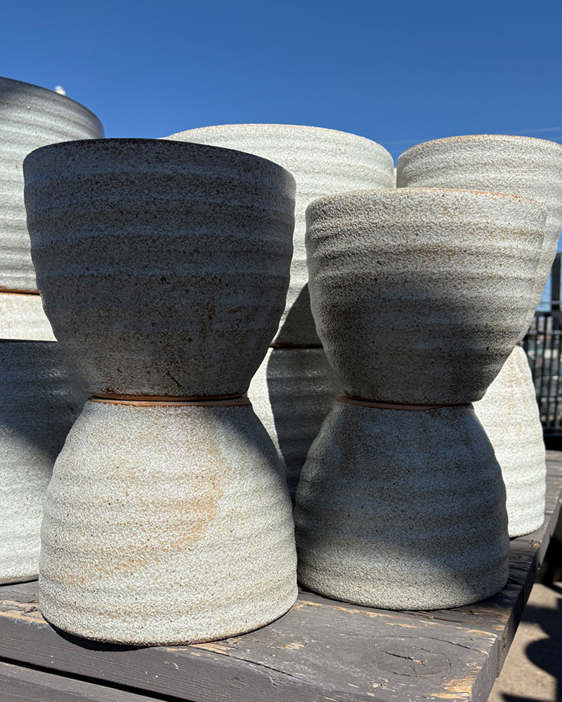 Toga Pot Sandy White 8.5"