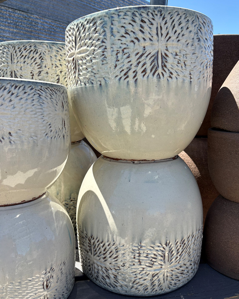 Savoie Pot Beige 14.5"